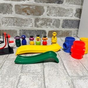 Fisher-Price Little People Playset with Yellow, Green, Red, Blue Figures